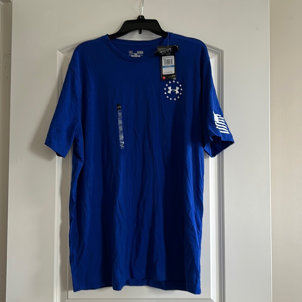 NWT Under Armour T-Shirt